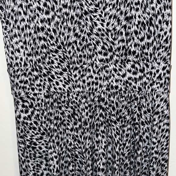 🌹 MICHAEL MICHAEL KORS SLEEVELESS V NECK MAXI FITTED DRESS - Picture 3 of 10